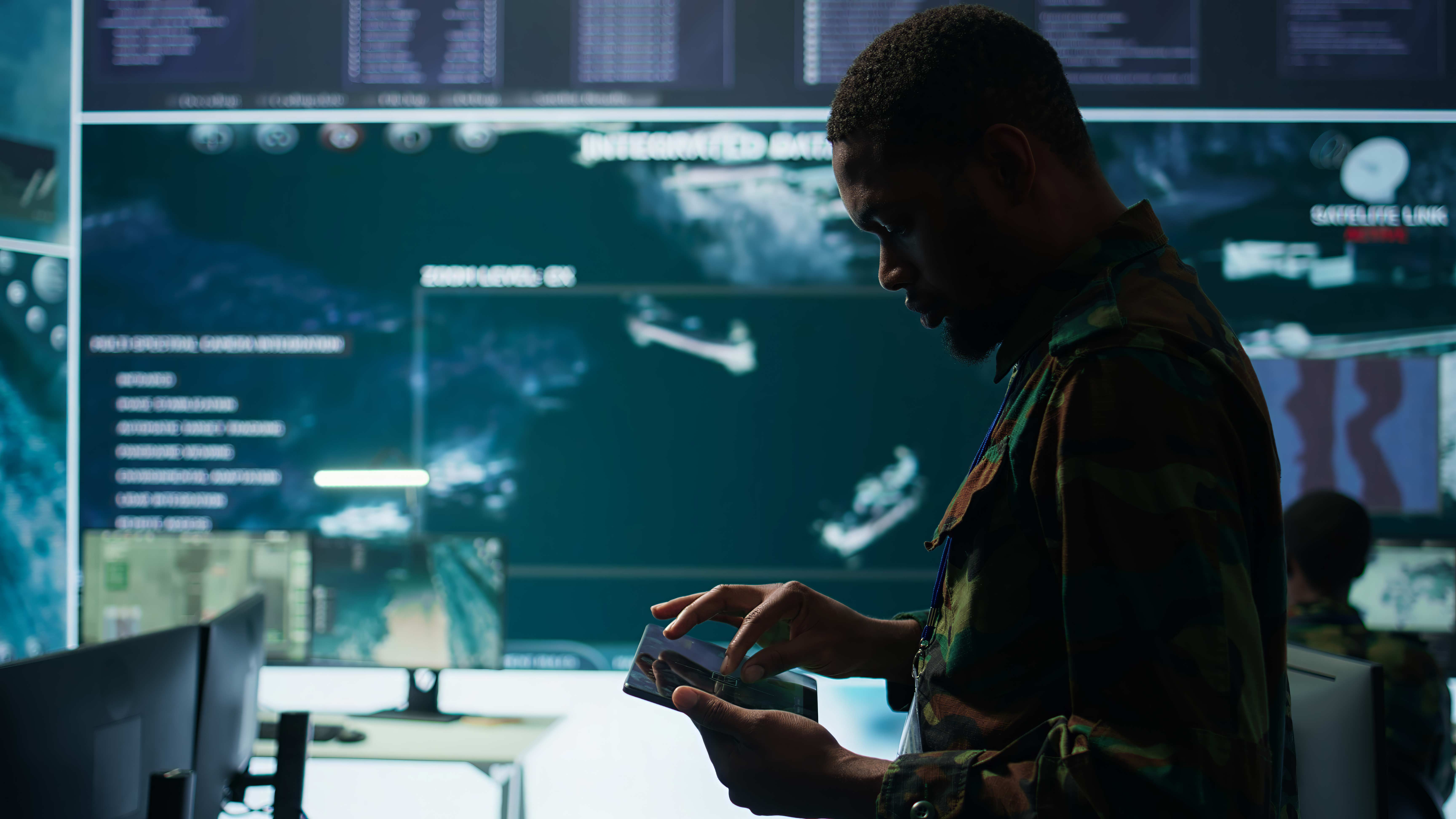 Man using cybersecurity traffic analysis tool